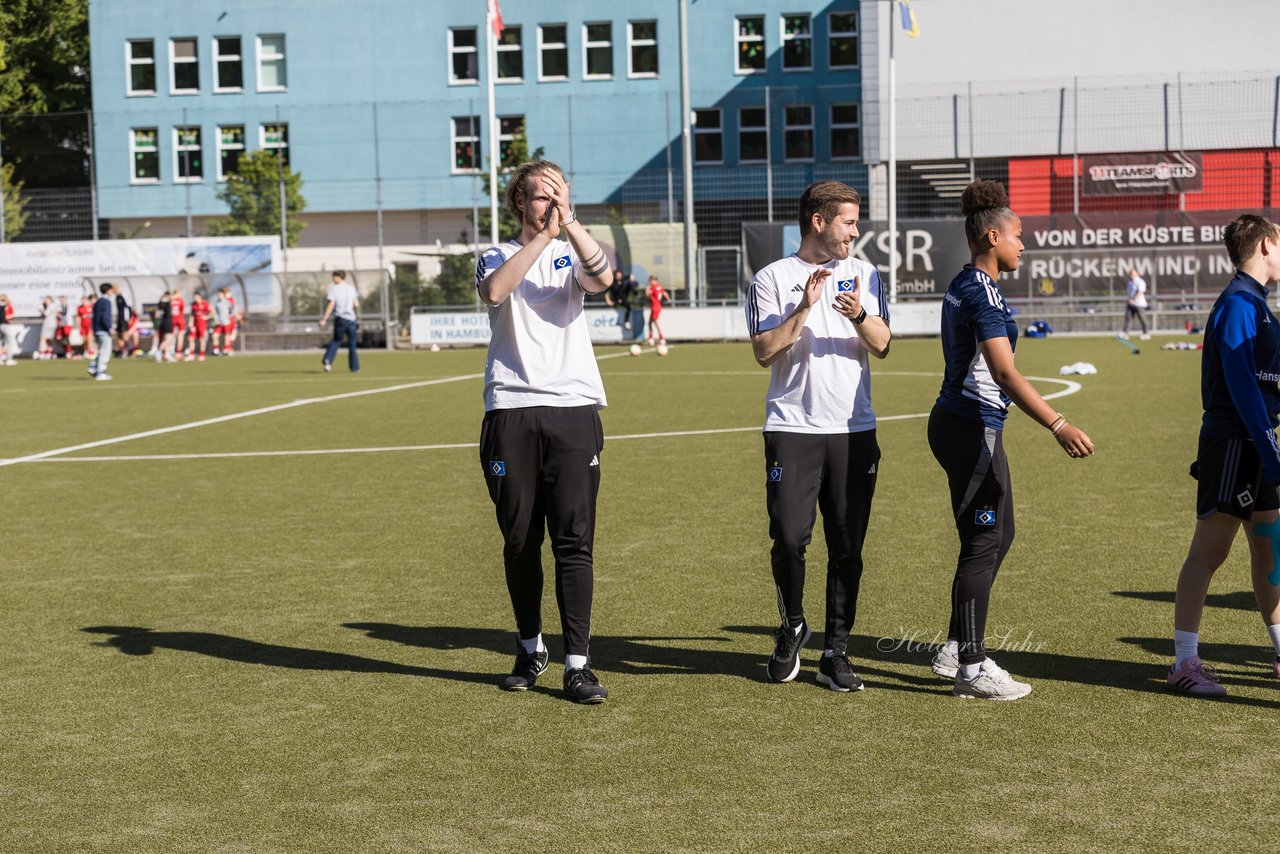 Bild 66 - wBJ Lotto Pokal Finale  Eimsbuetteler TV - Hamburger SV : Ergebnis: 0:3